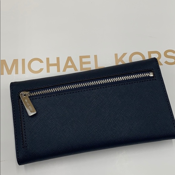 Michael Kors Jet Set Travel Lg Trifold Wallet - Picture 2 of 16